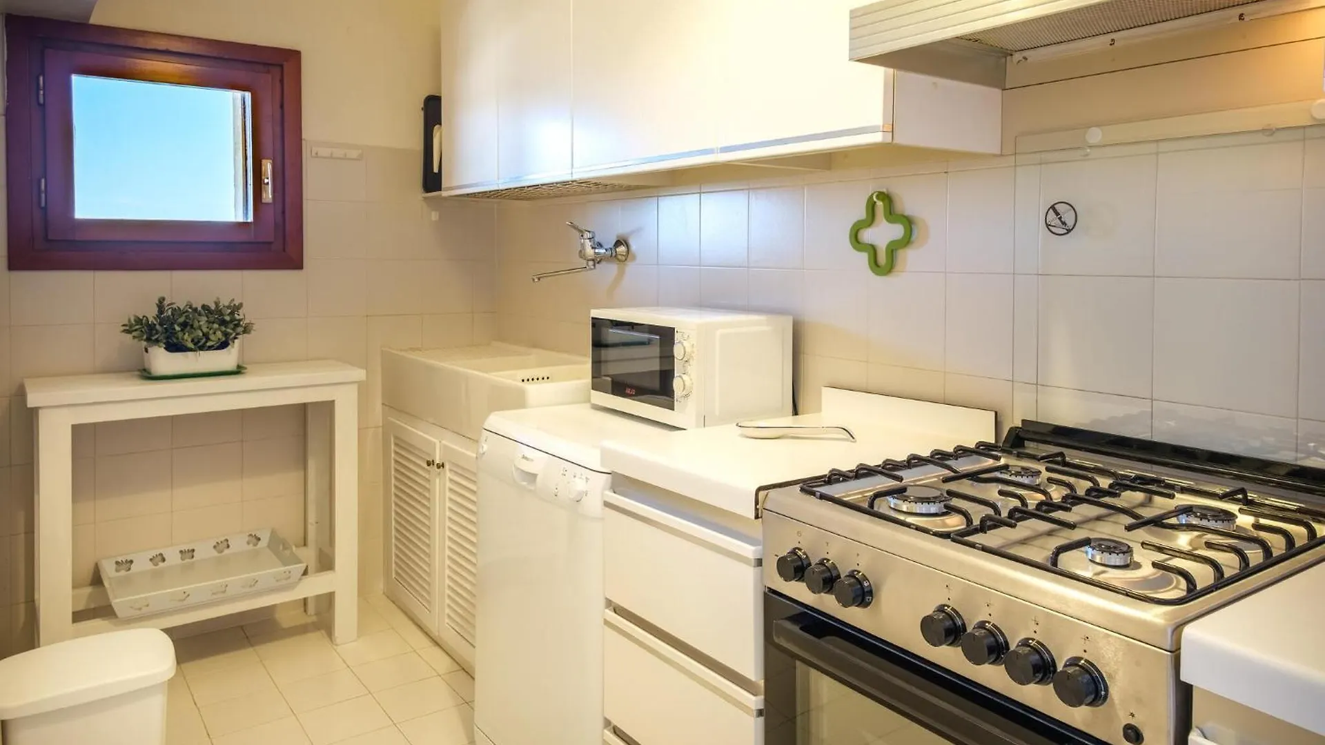 2 Bedroom Amazing Home In Porto Rotondo Holiday home
