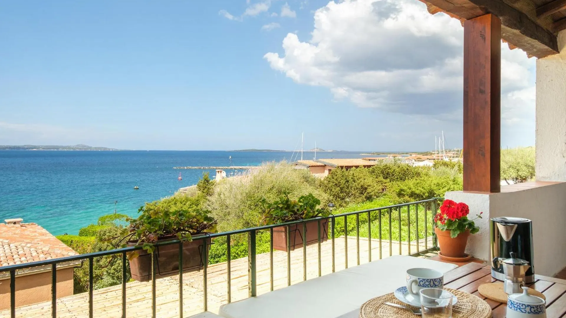 2 Bedroom Amazing Home In Porto Rotondo 0*,